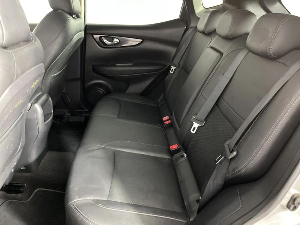 2019-Nissan-Qashqai-12T-Acenta-Plus-Auto image:3