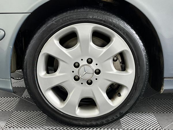 2007-Mercedes-Benz-C-Class-C-320-CDI-Elegance-Auto image:4