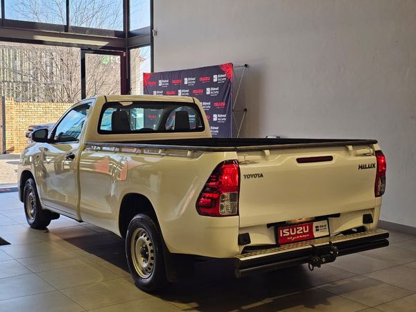 2022-Toyota-Hilux-20-VVTi-Single-Cab image:2