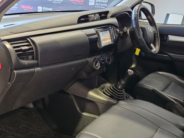 2022-Toyota-Hilux-20-VVTi-Single-Cab image:6