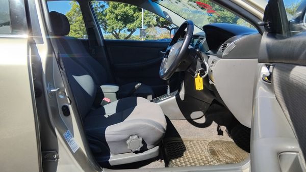 2007-Toyota-Corolla-160i-GLE-Auto image:4