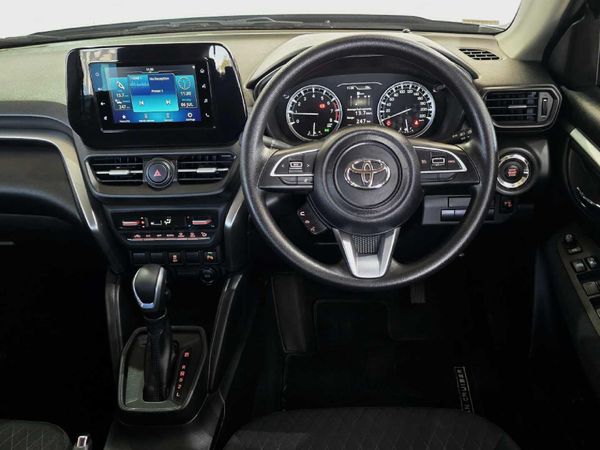 2025-Toyota-Urban-Cruiser-15-XR-Auto image:9