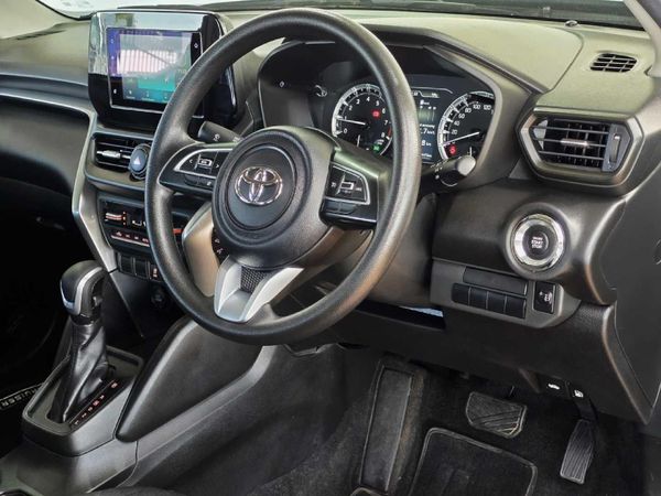 2025-Toyota-Urban-Cruiser-15-XR-Auto image:17