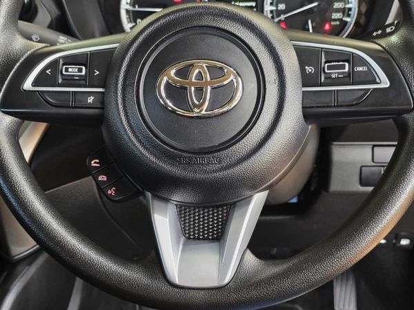 2025-Toyota-Urban-Cruiser-15-XR-Auto image:6
