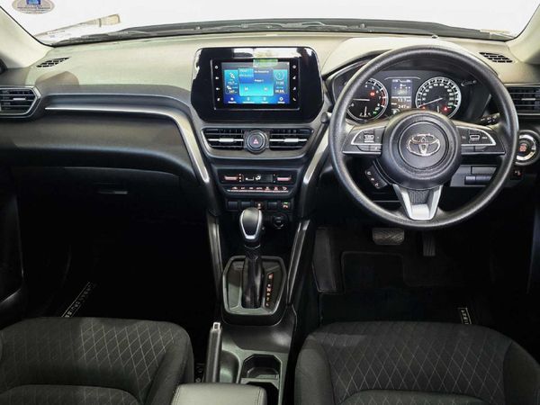 2025-Toyota-Urban-Cruiser-15-XR-Auto image:8