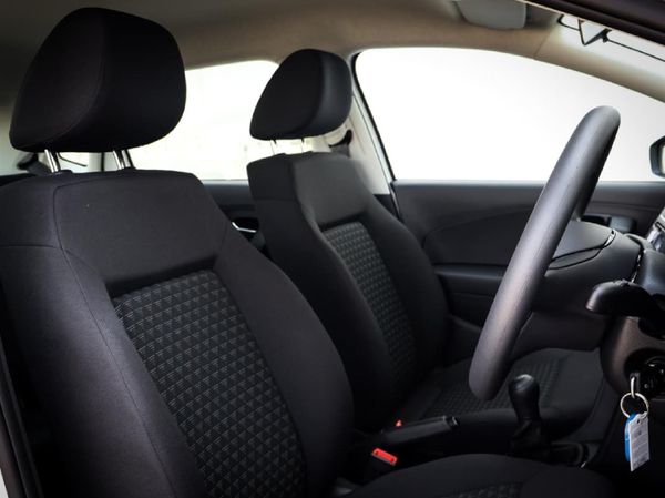 2026-Volkswagen-Polo-Vivo-14 image:9