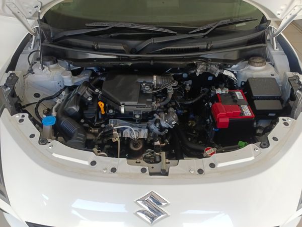 2025-Suzuki-Swift-12-GL image:3