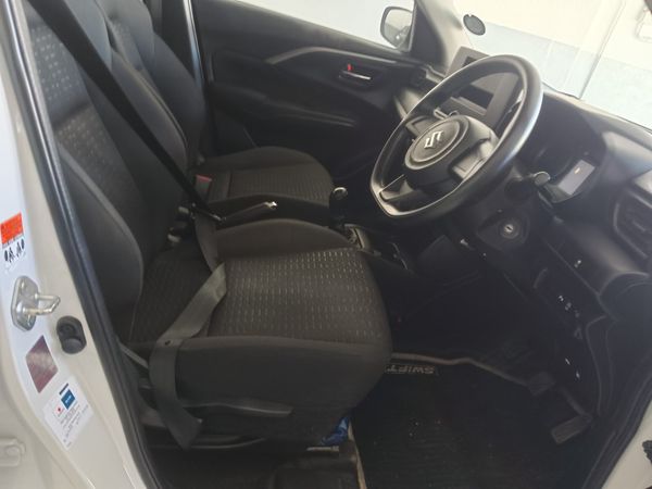 2025-Suzuki-Swift-12-GL image:5