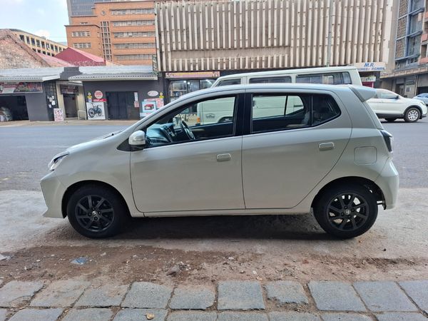 2022-Toyota-Agya-10-Auto image:3