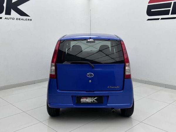 2005-Daihatsu-Charade-CX-Auto image:4