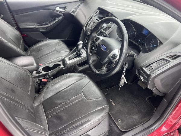 2013-Ford-Focus-20-TDCi-Trend-Auto image:12