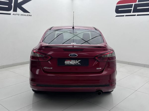2013-Ford-Focus-20-TDCi-Trend-Auto image:3