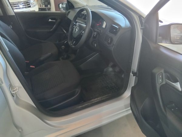 2024-Volkswagen-Polo-Vivo-14-Petrol-Manual image:15