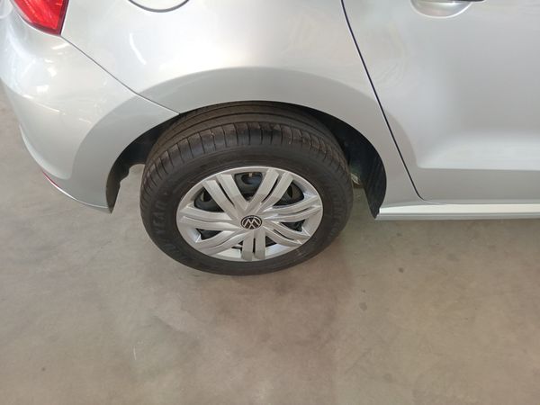 2024-Volkswagen-Polo-Vivo-14-Petrol-Manual image:7