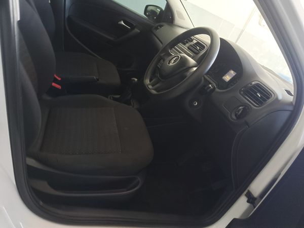 2023-Volkswagen-Polo-Vivo-14-Trendline-5-dr image:9