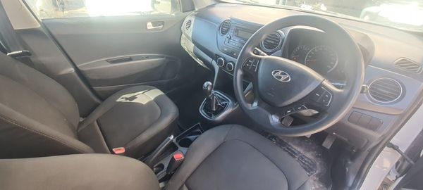 2017-Hyundai-Grand-i10-125-Motion image:6
