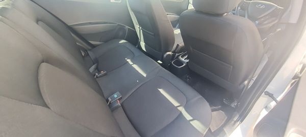 2017-Hyundai-Grand-i10-125-Motion image:7