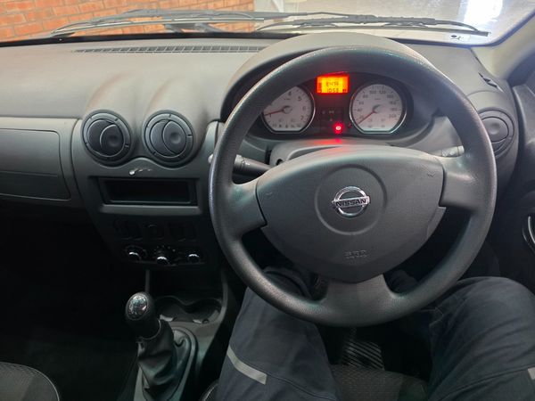 2023-Nissan-NP200-16-AC-Safety-Pack image:5