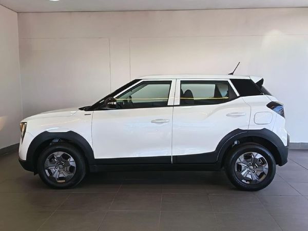 2025-Mahindra-XUV-3XO-12T-MX2-Auto image:3