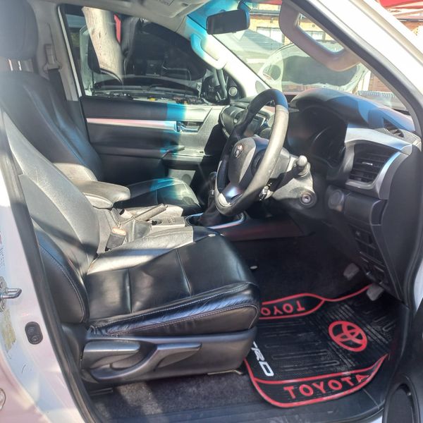 2017-Toyota-Hilux-28-GD-6-Raised-Body-Raider-Double-Cab image:10