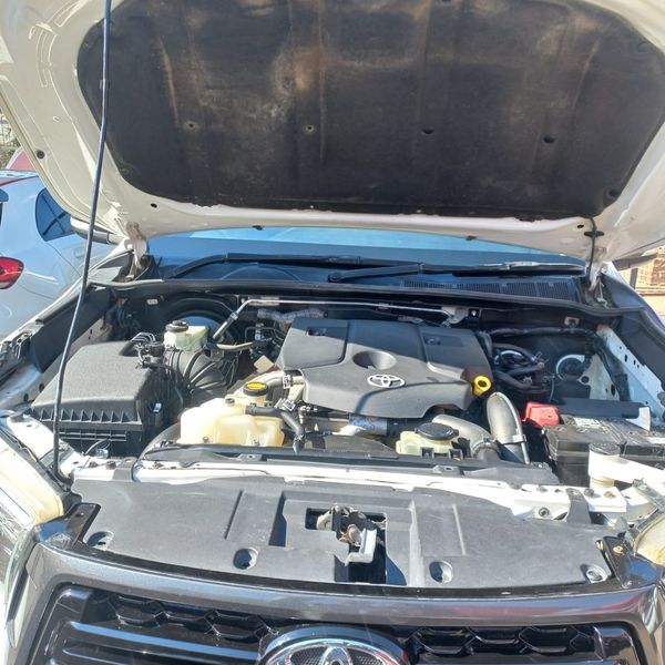 2017-Toyota-Hilux-28-GD-6-Raised-Body-Raider-Double-Cab image:13