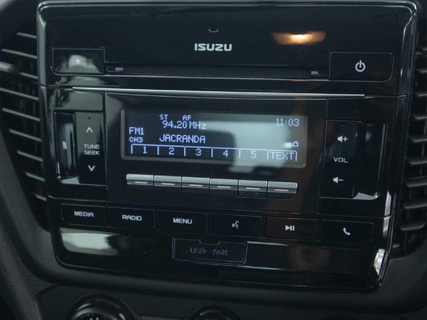 2025-Isuzu-D-Max-19-DDI-HR-L-Auto-Double-Cab image:14