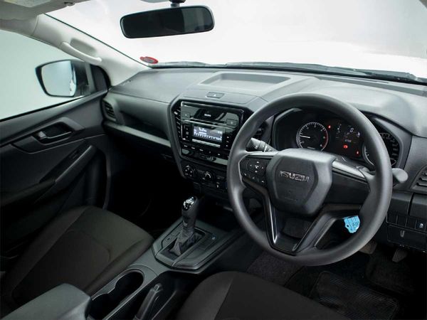 2025-Isuzu-D-Max-19-DDI-HR-L-Auto-Double-Cab image:16