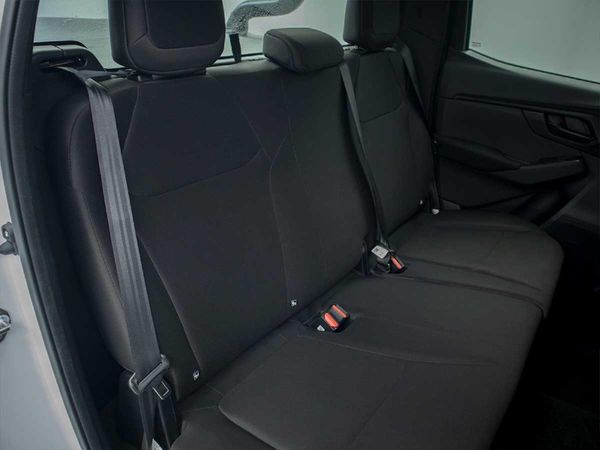 2025-Isuzu-D-Max-19-DDI-HR-L-Auto-Double-Cab image:21