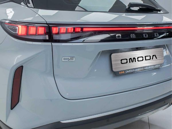 2025-Omoda-C9-20T-Explore-AWD image:10