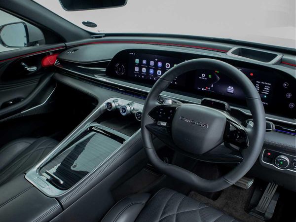 2025-Omoda-C9-20T-Explore-AWD image:18