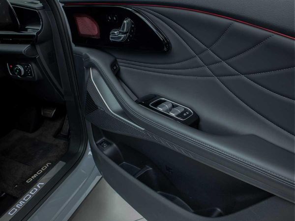 2025-Omoda-C9-20T-Explore-AWD image:22