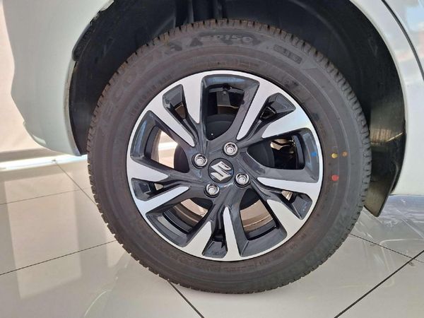 2026-Suzuki-Swift-12-GLX image:6