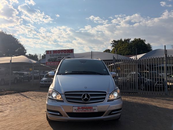2011-Mercedes-Benz-Viano-30-CDI-Avantgarde-Auto image:2