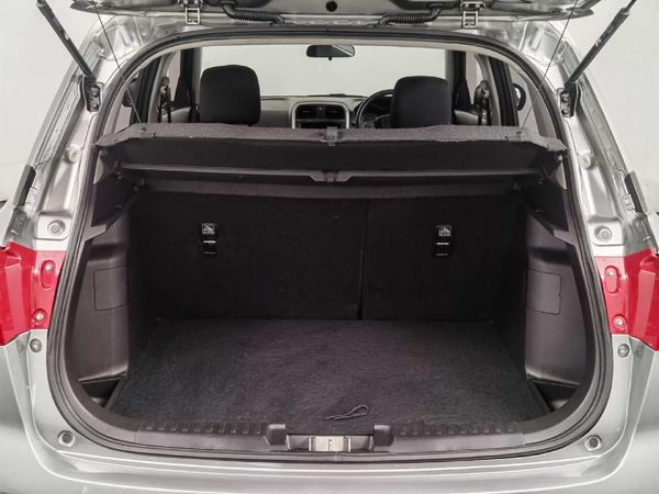 2021-Suzuki-Vitara-Brezza-15-GL-Auto image:4