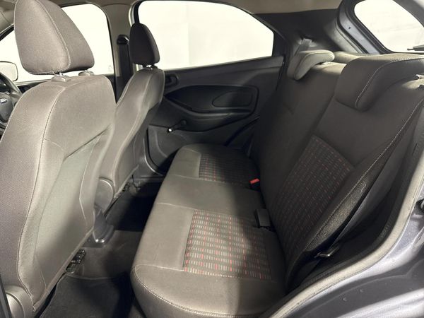 2017-Ford-Figo-15-Ambiente-5-dr image:3