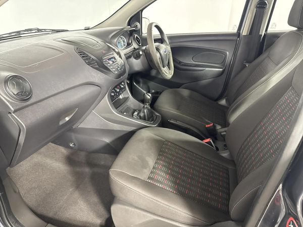 2017-Ford-Figo-15-Ambiente-5-dr image:8