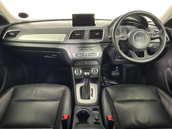 2014-Audi-Q3-20-TDI-quattro-Auto-130kW image:1