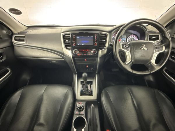 2022-Mitsubishi-Triton-24-Di-Dc-4x4-Auto-Double-Cab image:1