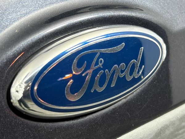 2009-Ford-Fiesta-16i-Ambiente-5-dr image:11