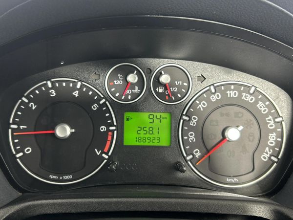 2009-Ford-Fiesta-16i-Ambiente-5-dr image:2