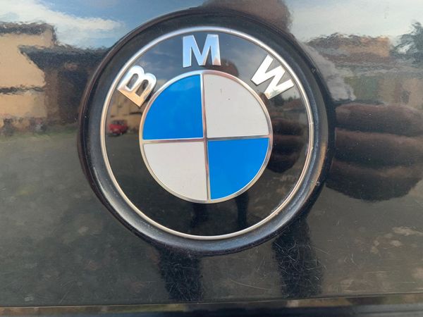 2011-BMW-X1-xDrive-20d-Exclusive-Automatic image:8