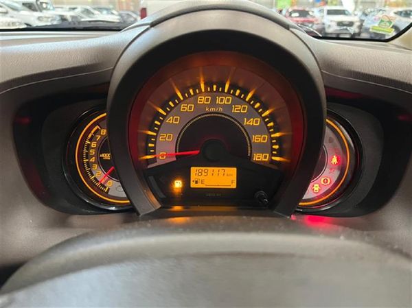 2013-Honda-Brio-12-Comfort-5-dr image:10
