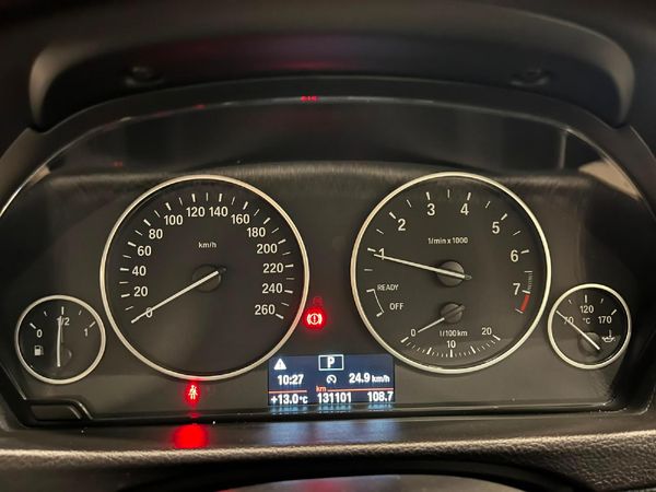2016-BMW-3-Series-318i-Luxury-Line-Auto image:10