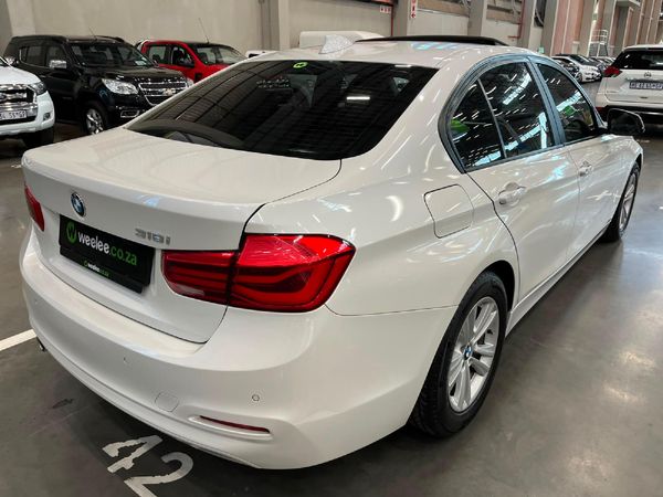 2016-BMW-3-Series-318i-Luxury-Line-Auto image:2