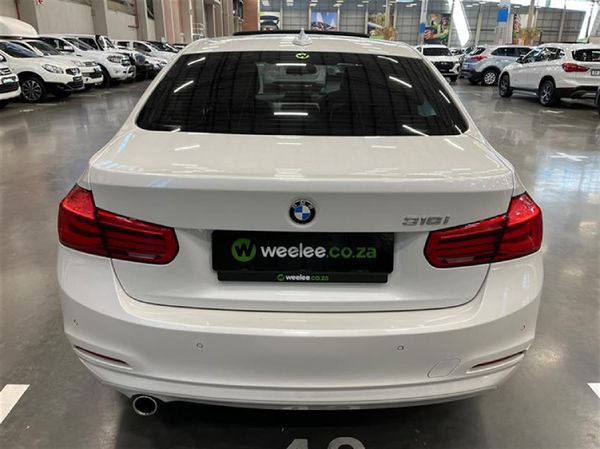 2016-BMW-3-Series-318i-Luxury-Line-Auto image:3