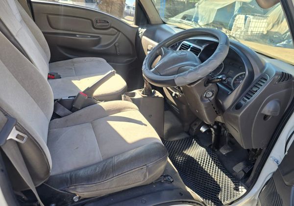 2009-Hyundai-H100-Bakkie-26i-D image:11