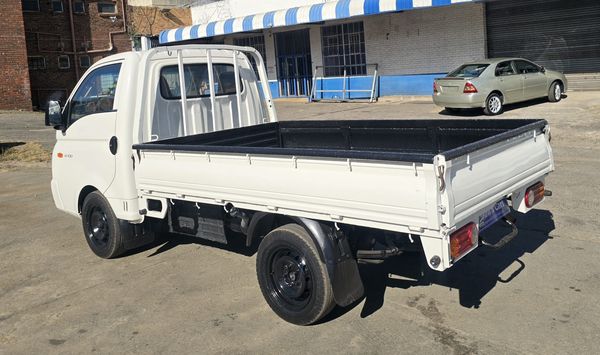 2009-Hyundai-H100-Bakkie-26i-D image:6