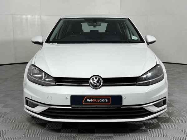 2019-Volkswagen-Golf-VII-14-TSI-Comfortline-Auto image:12