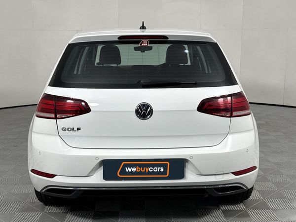 2019-Volkswagen-Golf-VII-14-TSI-Comfortline-Auto image:15
