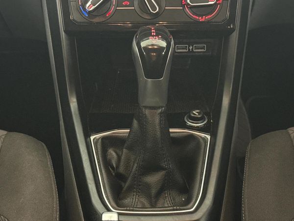 2019-Volkswagen-T-Cross-10-TSI-Comfortline-Auto image:7